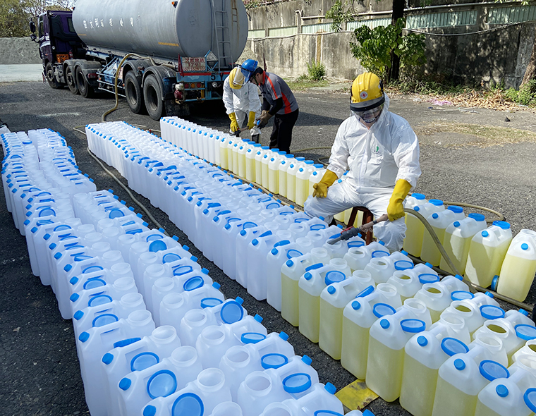 台塑公司捐贈漂白水對抗新冠肺炎疫情與防制登革熱