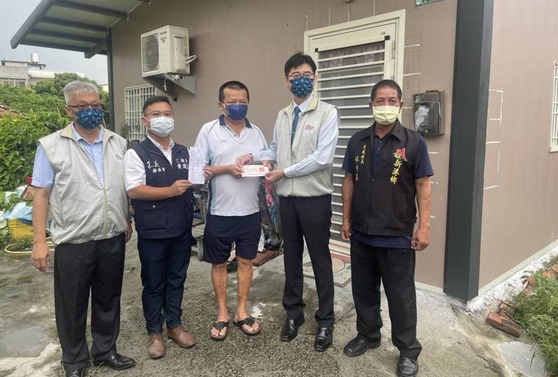 雪中送炭！慶寶勤勞基金會援助肌萎症家庭喪葬費